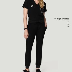 BRAND NEW Mandala scrubs size M Black